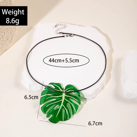 Fashion Green Acrylic Leaf Pendant Necklace Tropical Monstera Begonia Botanical Jewelry For Women Daily Vacation Gift