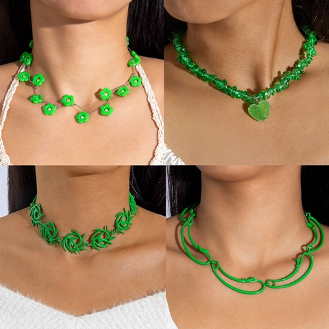 Collar De Cuentas Verde Retro Para Mujer Aleación Colgante De Corazón Perla Barroca Artificial Flor Abstracta Joyas Estilo Punk