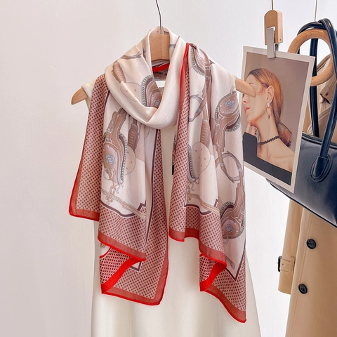 Elegant Equestrian Print Scarf For Women Vintage Horse Carriage Pattern Satin Feel Polyester Fashion Shawl Wrap