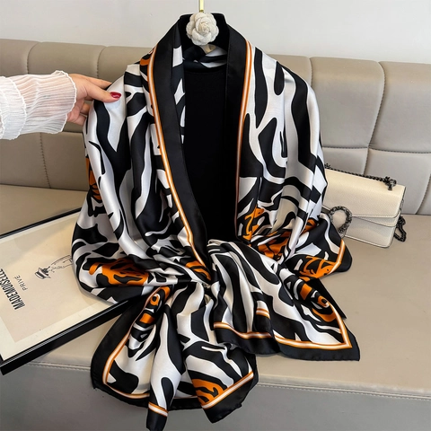 Bufanda Larga Elegante Estampado Rosas Y Cebra Chal Satén De Imitación Satén Suave Accesorio Versátil Para Mujeres