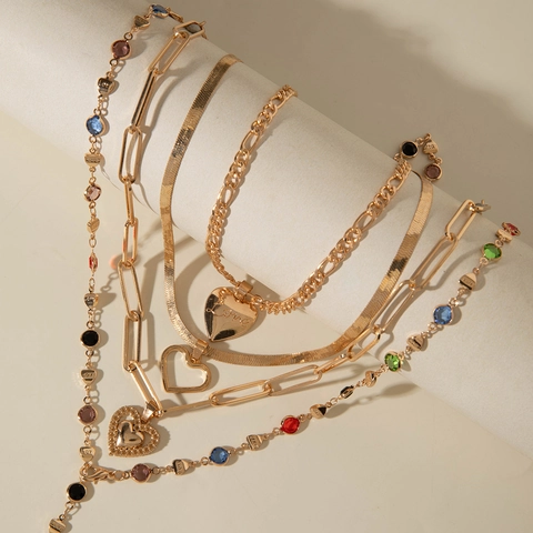 Mehrlagige Halskette Goldlegierung Herzanhänger Bunte Strasssteine Eleganter Vintage Schmuck Für Frauen