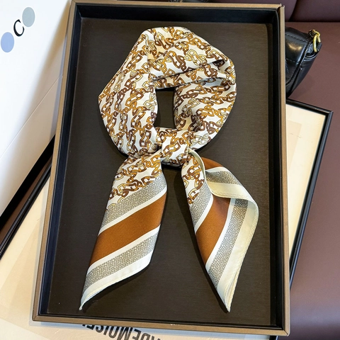 Elegant Mulberry Silk Square Scarf For Women Vintage Chain Print Silk Neck Head Wrap Luxury Fashion Commuting Silk Foulard