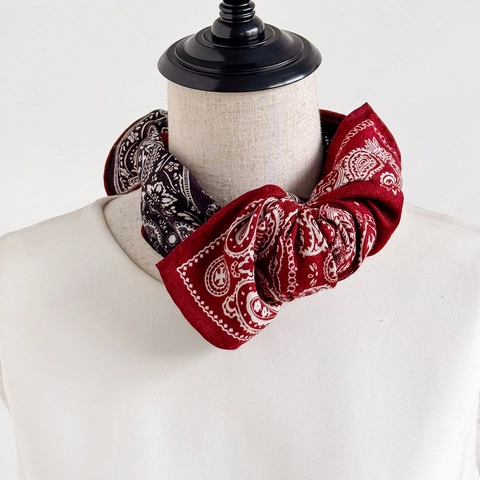 Retro Paisley Floral Printed Square Scarf Mulberry Satin Wool Blend Contrast Color Elegant Vintage Wrap
