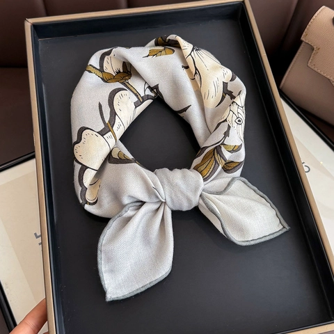 Elegante Foulard Quadrato Raso E Lana Stampa Floreale Double Face Stile Retrò Per Donna Sciarpa Da Collo