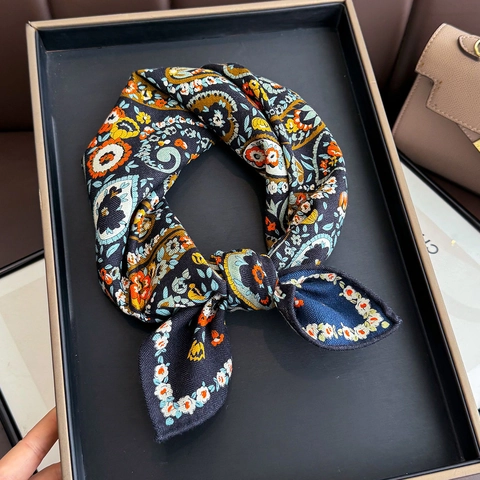 Sciarpa Quadrata In Misto Raso Lana Donna Stampa Paisley Floreale Retrò Elegante Leggera Accessorio Versatile