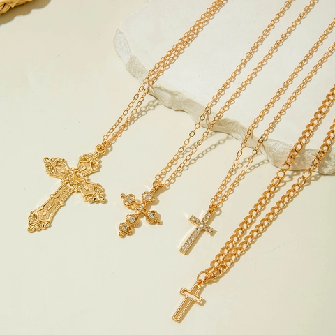 Collana Con Pendente A Croce Multistrato Lega Strass Svuotata Vintage Tono Oro Gioielli Per Donna