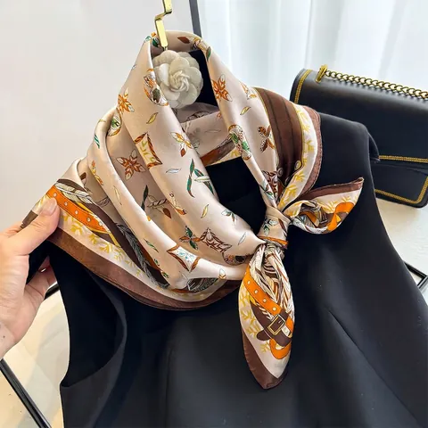 Foulard Quadrato In Raso Di Gelso Elegante Con Stampa Paisley E Floreale Sciarpa Leggera Bandana Per Donna
