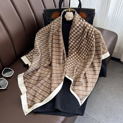 Elegant Square Scarf Satin Feel Polyester Houndstooth Geometric Chain Printed Scarf Shawl Versatile Accessories