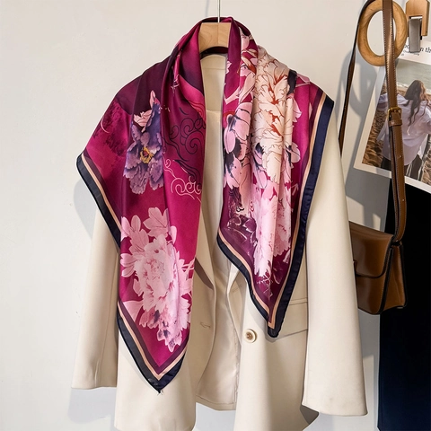 Women's Retro Floral Print Satin Square Scarf Elegant Satin Feeling Scarf For Neck Wrap Versatile Fashion Accessory
