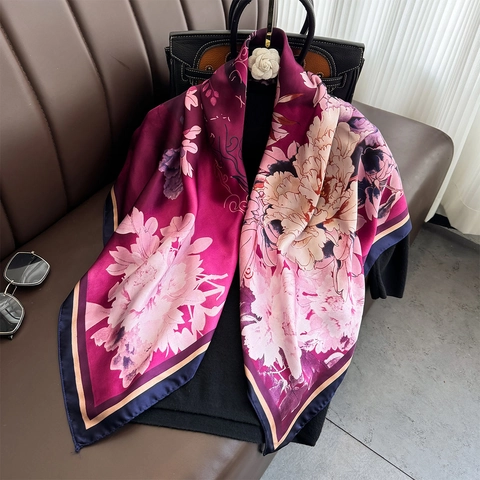 Women's Retro Floral Print Satin Square Scarf Elegant Satin Feeling Scarf For Neck Wrap Versatile Fashion Accessory