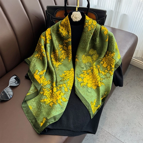 Women Faux Satin Satin Square Scarf Retro Floral Paisley Print Elegant Lightweight Shawl Neck Head Wrap Accessories