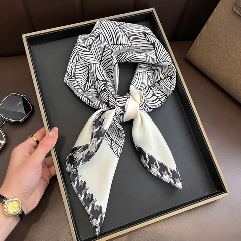 Elegant Women Satin Polyester Square Scarf Leaf Pattern Houndstooth Border Retro Neckerchief Fashion Shawl Accessory