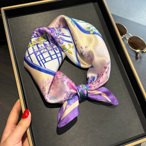 Elegant Mulberry Silk Square Scarf For Women Floral Lavender Printed Silk Scarf Fashion Shawl Sun Protection Neck Scarf Luxury Hair Scarf
