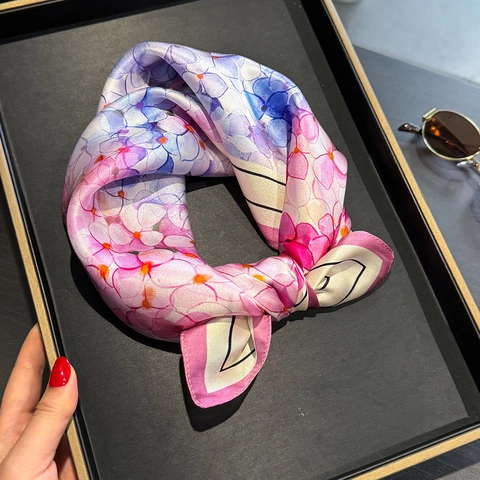 Mulberry Satin Square Scarf Elegant Hydrangea Floral Print Versatile Neck Head Wrap Professional Chic Fashion For Women