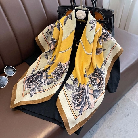Sciarpa Quadrata Doppia Faccia Stampa Floreale Rose Vintage Poliestere Setoso Scialle Elegante Donna Avvolgimento Leggero