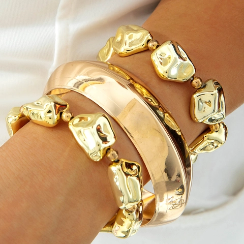 Bracelet Jonc Large Et Bracelet Géométrique Irrégulier Et Bijoux De Main Style Métal Liquide Texture Métal CCB Esthétique