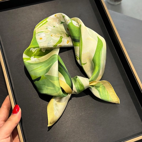 Piccolo Foulard Quadrato Elegante Con Stampa Mughetto Da Donna 100% Raso Di Gelso Sciarpa Da Collo Floreale Professionale