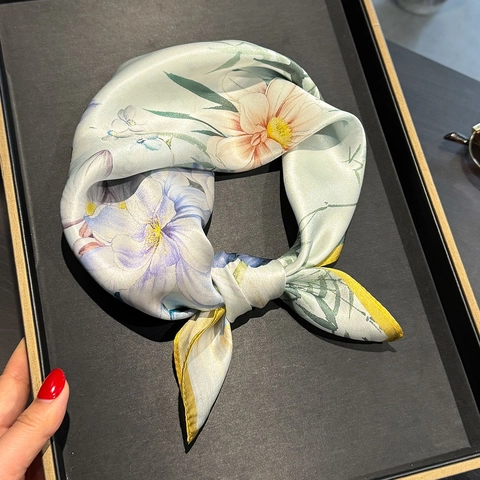 Elegant Floral Printed Mulberry Satin Square Scarf Lightweight Neck Tie Head Wrap For Women Fashion Accessory