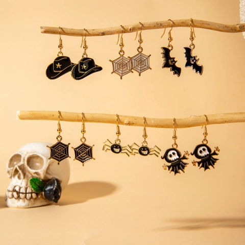 Halloween Alliage Émail Boucles D'oreilles Pendantes Chauve-souris Fantôme Araignée Toile Chapeau De Cow-boy Bijoux Fête Femmes