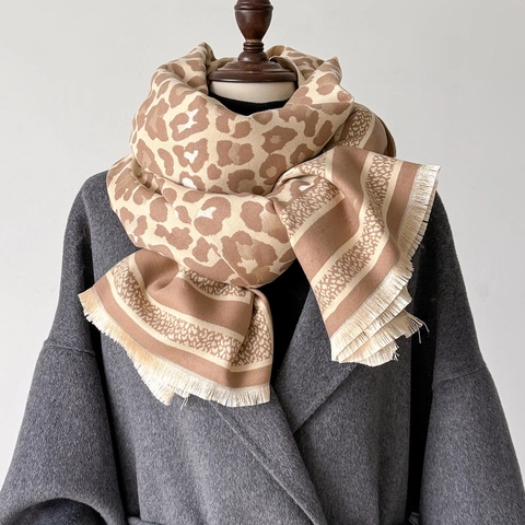 Sciarpa Invernale Con Stampa Leopardata Imitazione Cashmere Scialle Lungo Caldo Con Nappine Moda Versatile Da Donna