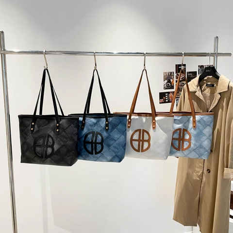 Borsa Tote da Donna con Texture Denim Trapuntata a Grande Capacità in Pelle PU con Cuciture a Contrasto Borsa a Spalla Vintage per Pendolari
