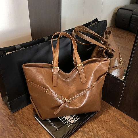 Bolso Tote de Cuero PU Retro para Mujer Gran Capacidad Bolso de Hombro Casual Color Sólido Con Hebilla de Metal