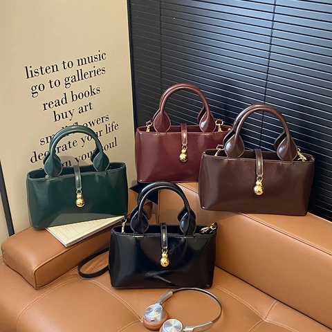Damen Vintage Glänzende PU Leder Handtasche Mit Goldener Kürbis Anhänger Retro Schulter Umhängetasche Luxus Henkeltasche