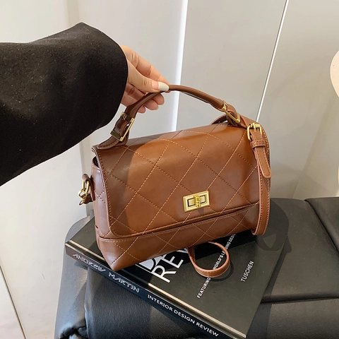 Borsa a Mano da Donna in Pelle PU Trapuntata Vintage Con Chiusura in Metallo Dorato Borsa a Tracolla di Grande Capacità Classica Quadrata