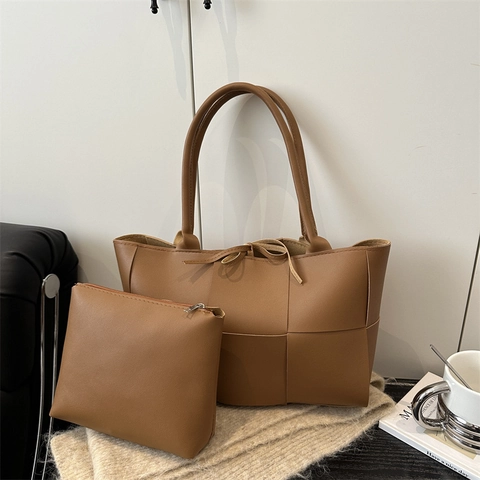 Gevlochten PU Leren Schoudertas Voor Dames Met Binnentas Retro Handtas Grote Capaciteit Casual Reistas Bucketbag
