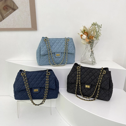 Borsa Hobo Trapuntata in Denim da Donna Borsa a Tracolla di Grande Capacità Catena d'Oro Borsa a Spalla Lusso Retro Denim Flap Bag Borsa Tote Casual