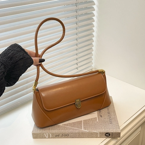 Niche Designer Baguette Bag For Women Retro PU Leather Underarm Shoulder Bag Minimalist Metal Lock Handbag