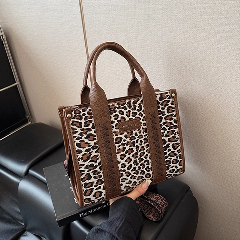 Women Fashion Leopard Print PU Leather Tote Bag Vintage Large Capacity Shoulder Bag Crossbody Handbag With Wide Strap Casual Travel Bag