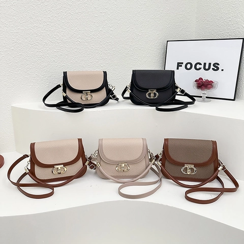Borsa A Tracolla A Sella Retro Da Donna In Pelle PU E Tessuto Intrecciato Colore A Contrasto Borsa A Mano Con Patta E Chiusura Dorata