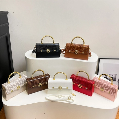 Borsa A Mano In Pelle PU Con Motivo Coccodrillo Manico In Metallo Dorato Elegante Borsa A Tracolla Da Donna Borsa Quadrata Retro Con Fibbia M