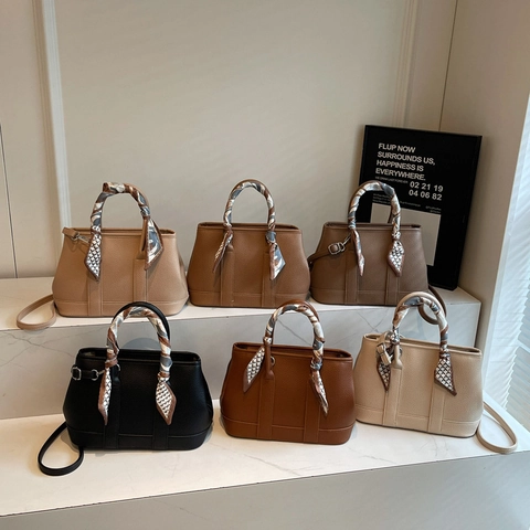 Dames Schoudertas Emmertas Litchi Patroon PU Leer Handtas Met Satijnn Sjaal Decoratie Vintage Trendy Tote