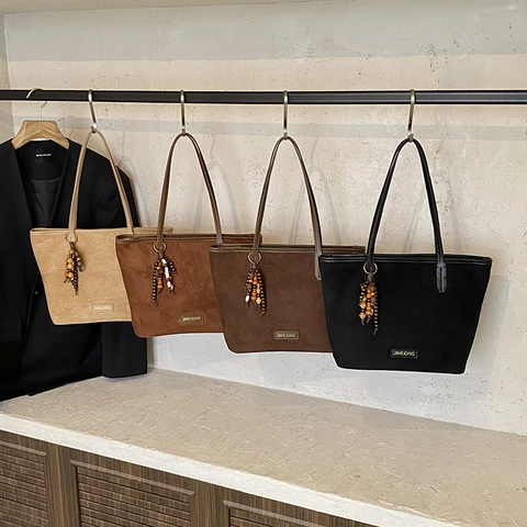 Borsa Tote In Finta Pelle Scamosciata Vintage Da Donna Grande Capacità Borsa A Spalla Con Ciondolo In Perline Di Legno