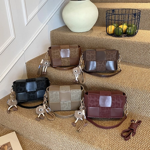 Bolso Bandolera De Mujer Tejido Vintage Cuero PU Patchwork Leopardo Bolso Cuadrado Pequeño Cadena Dorada Y Colante Peluche