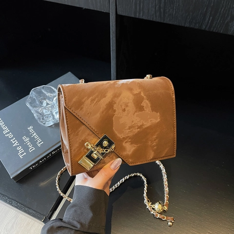 Women Small Square Crossbody Bag Fashion PU Leather Chain Shoulder Handbag With Lock Buckle Marble Pattern Texture Chic