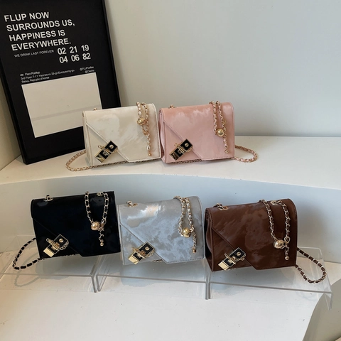 Women Small Square Crossbody Bag Fashion PU Leather Chain Shoulder Handbag With Lock Buckle Marble Pattern Texture Chic