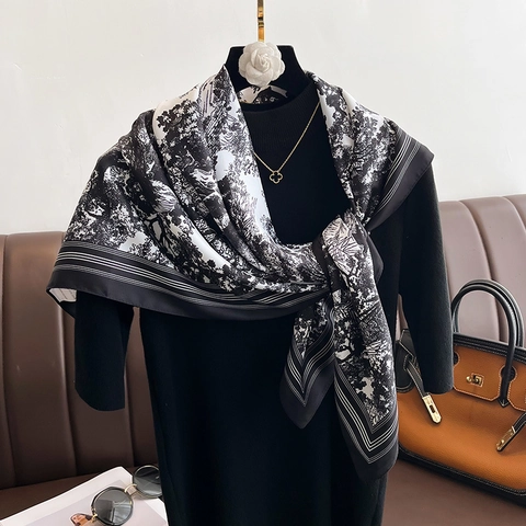 Grand Foulard Carré Imprimé Animal Forêt Toile De Jouy Vintage Écharpe En Polyester Aspect Satin Satin Pour Femme