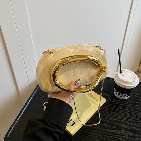 Pleated PU Leather Evening Bag Large Golden Ring Handle Crossbody Clutch For Women Chain Strap Box Shape
