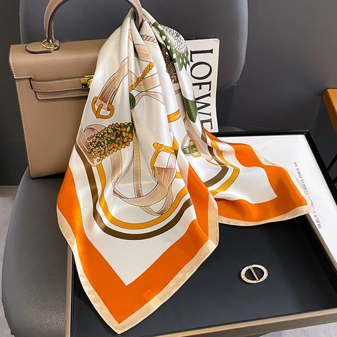 Square Scarf Mulberry Satin Equestrian Chain Pattern French Elegant Retro Professional Neckerchief For Women Luxury Style