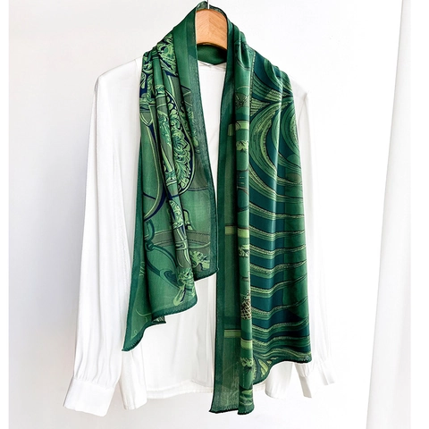 Retro Green Printed Fashion Scarf For Women Elegant Style Long Satin Shawl Vintage Neck Wrap Decorative Accessory Gift