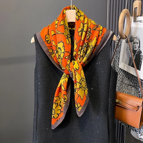 Elegant Floral Print Square Scarf Satin Like Polyester Satin Sun Protection Shawl Vintage Headscarf For Women