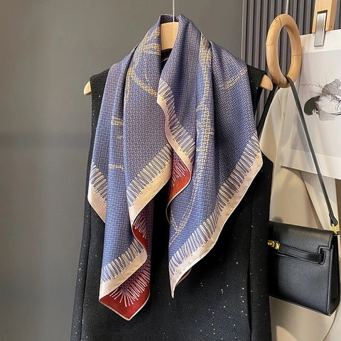 Foulard Quadrato In Simil Raso Con Stampa Geometrica Elegante Leggero Double Face Per Donna Accessori Moda