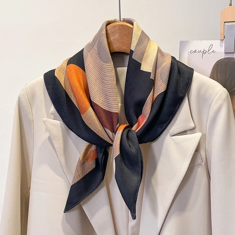Sciarpa Quadrata Elegante Da Donna Poliestere Saia Stampa Geometrica Effetto Raso Accessorio Moda Per Testa E Collo