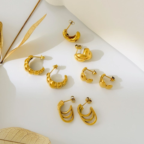 Chunky Croissant Hoop Earrings 18K Gold Plated 304 Stainless Steel Minimalist Geometric Layered Intertwined Stud Jewelry