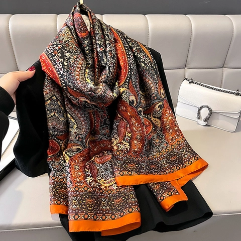 Grote Satijnen Sjaal Met Paisley Print Voor Dames Etnische Lange Sjaal Satijngevoel Zonbescherming Lichtgewicht Mode Accessoires Wrap