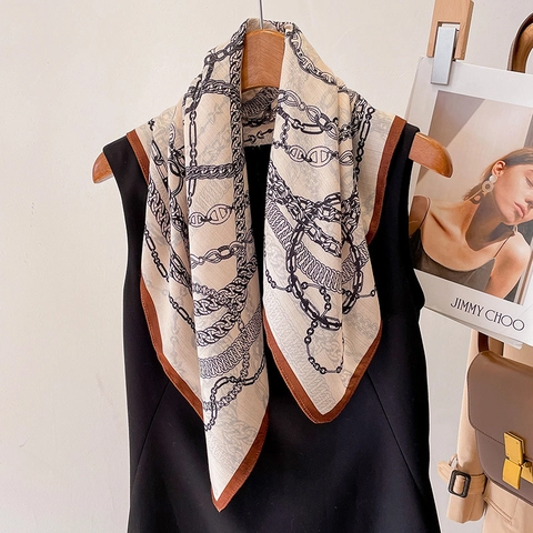 Elegant Retro Chain Print Square Scarf Satin Feel Polyester Neck Headband Professional Decor Fashion Accessories
