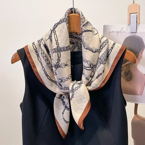 Elegant Retro Chain Print Square Scarf Satin Feel Polyester Neck Headband Professional Decor Fashion Accessories